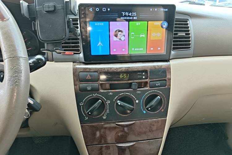 Used Toyota Corolla EX 2011 1.6L Automatic Classic Edition Audio And AC Panel