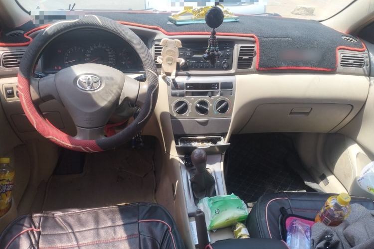 Used Toyota Corolla EX 2011 1.6L Manual Classic Edition Center Console
