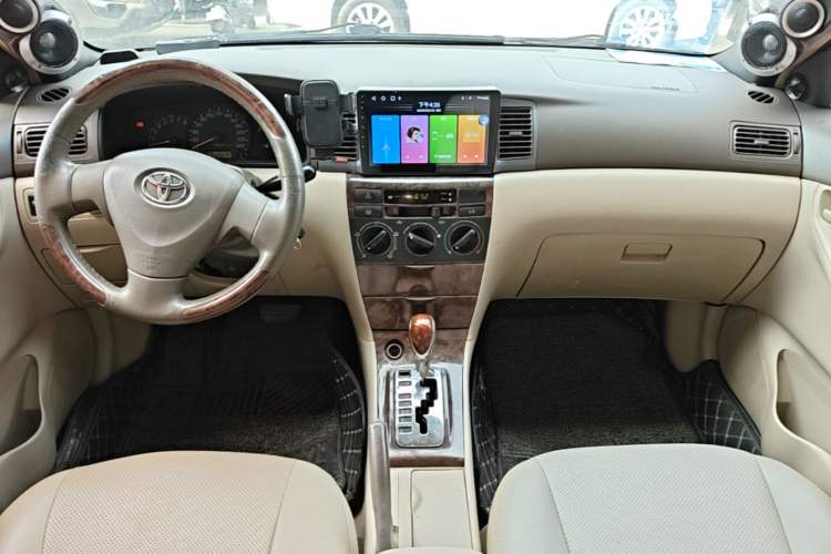 Used Toyota Corolla EX 2011 1.6L Automatic Classic Edition Center Console