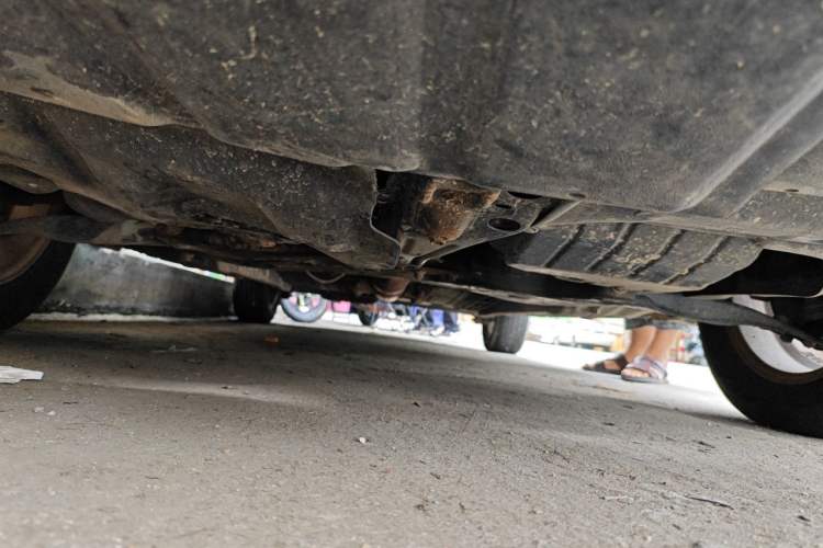 Used Toyota Corolla EX 2011 1.6L Automatic Classic Edition Chassis Front