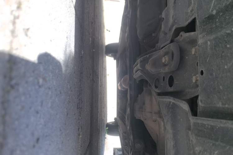 Used Toyota Corolla EX 2011 1.6L Manual Classic Edition Chassis Front