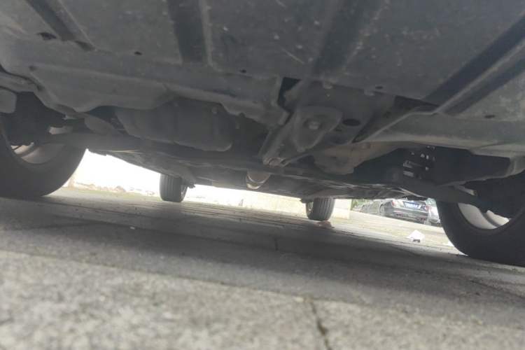 Used Toyota Corolla EX 2011 1.6L Manual Classic Edition Chassis Front