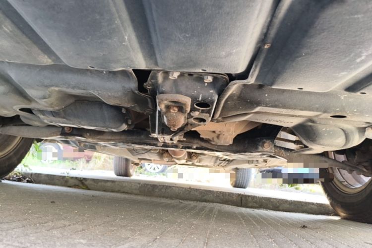 Used Toyota Corolla EX 2011 1.6L Manual Classic Edition Chassis Front