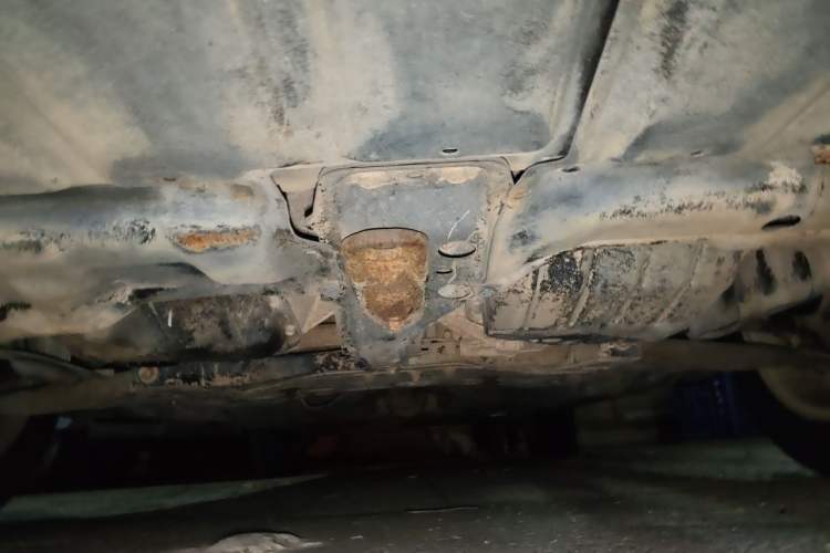 Used Toyota Corolla EX 2011 1.6L Automatic Classic Edition Chassis Front