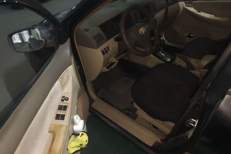 Used Toyota Corolla EX 2011 1.6L Automatic Classic Edition Driver Seat