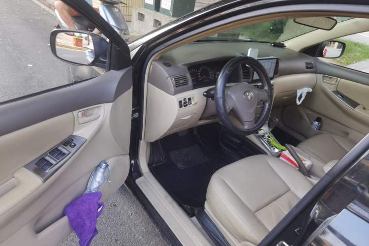 Used Toyota Corolla EX 2011 1.6L Automatic Luxury Edition Driver Seat
