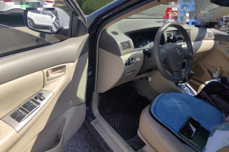 Used Toyota Corolla EX 2011 1.6L Automatic Luxury Edition Driver Seat