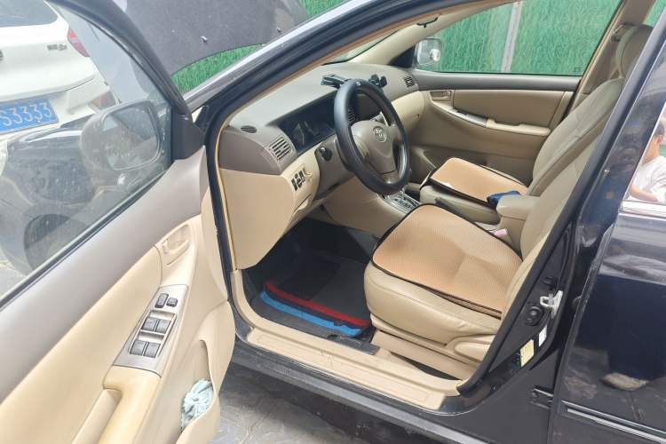 Used Toyota Corolla EX 2011 1.6L Automatic Luxury Edition Driver Seat