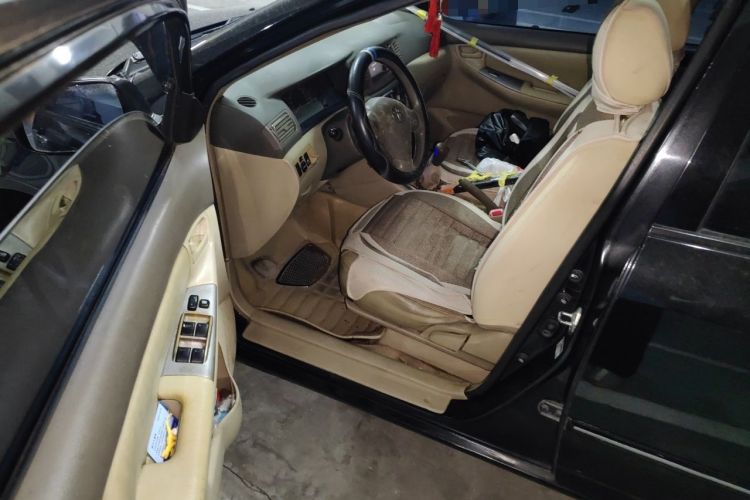 Used Toyota Corolla EX 2011 1.6L Manual Luxury Edition Driver Seat