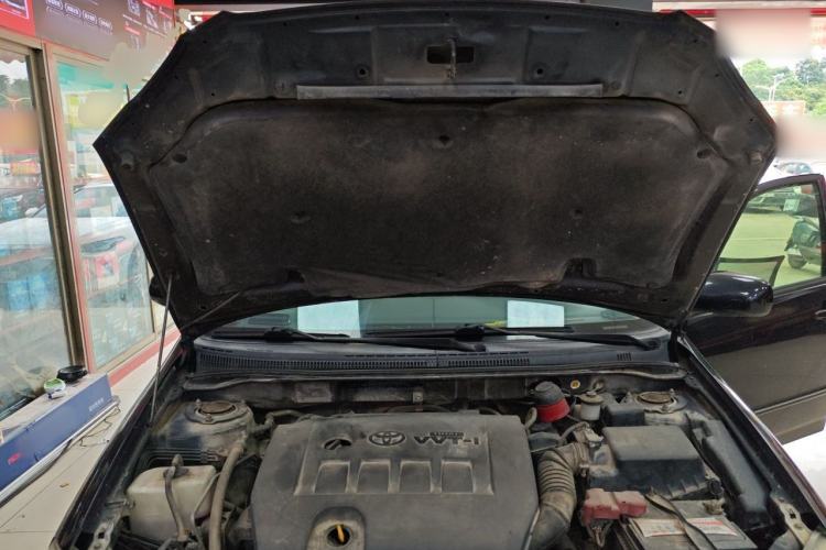 Used Toyota Corolla EX 2011 1.6L Automatic Luxury Edition Engine Bay
