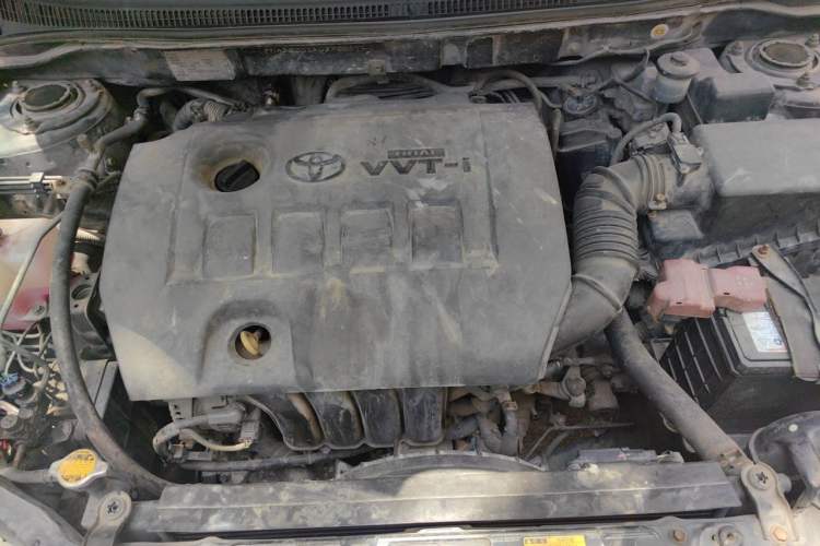 Used Toyota Corolla EX 2011 1.6L Manual Luxury Edition Engine Bay