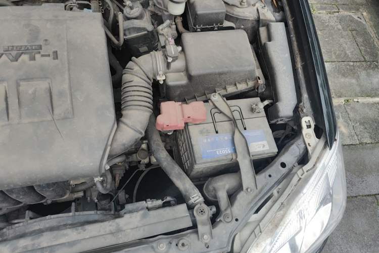 Used Toyota Corolla EX 2011 1.6L Manual Classic Edition Engine Bay Left