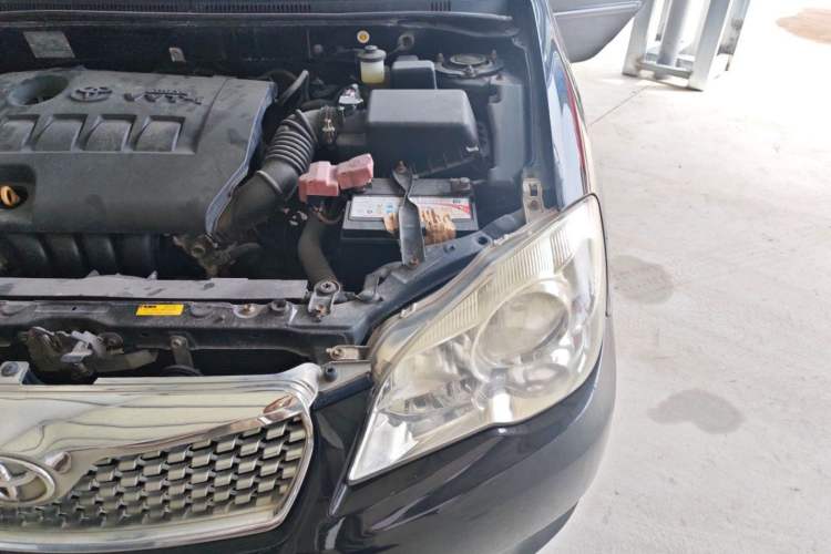 Used Toyota Corolla EX 2011 1.6L Automatic Classic Edition Engine Bay Left