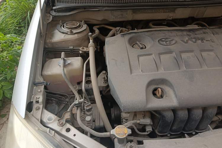 Used Toyota Corolla EX 2011 1.6L Automatic Luxury Edition Engine Bay Right