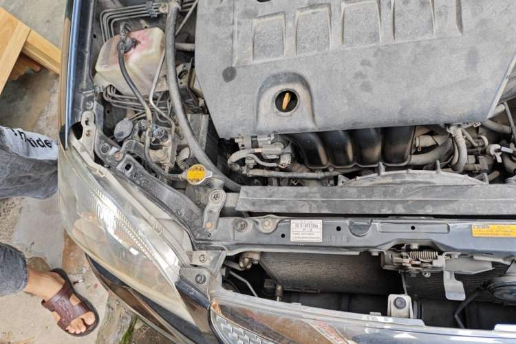 Used Toyota Corolla EX 2011 1.6L Automatic Classic Edition Engine Bay Right