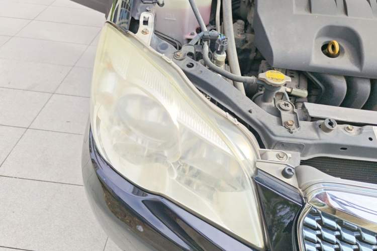 Used Toyota Corolla EX 2011 1.6L Automatic Classic Edition Engine Bay Right
