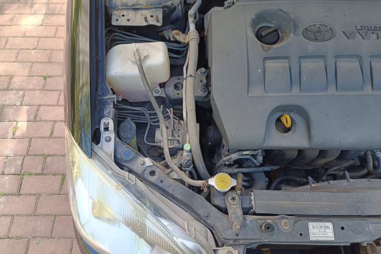Used Toyota Corolla EX 2011 1.6L Automatic Luxury Edition Engine Bay Right