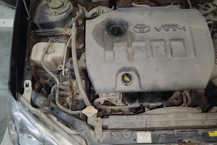 Used Toyota Corolla EX 2011 1.6L Manual Luxury Edition Engine Bay Right
