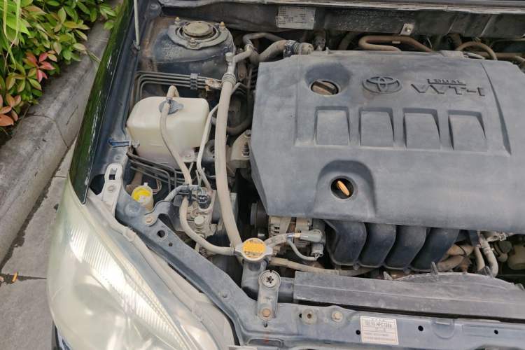 Used Toyota Corolla EX 2011 1.6L Manual Luxury Edition Engine Bay Right