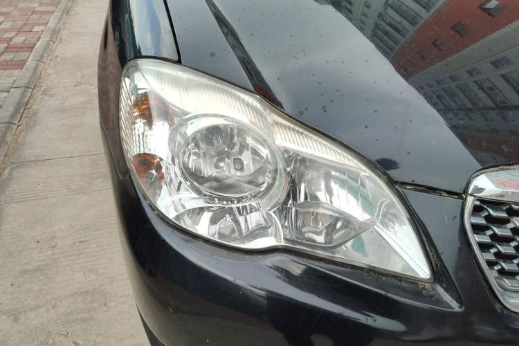Used Toyota Corolla EX 2011 1.6L Automatic Classic Edition Exterior 6