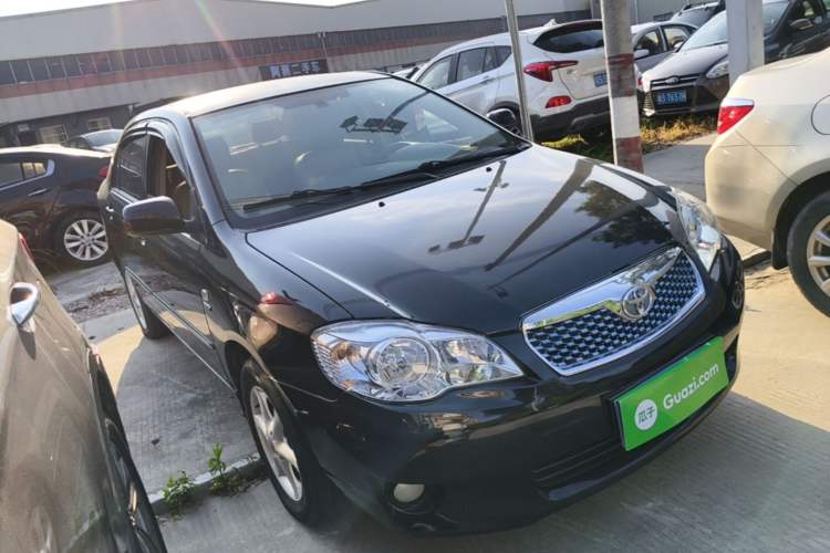 Used Toyota Corolla EX 2011 1.6L Manual Classic Edition Front Right 45 Deg