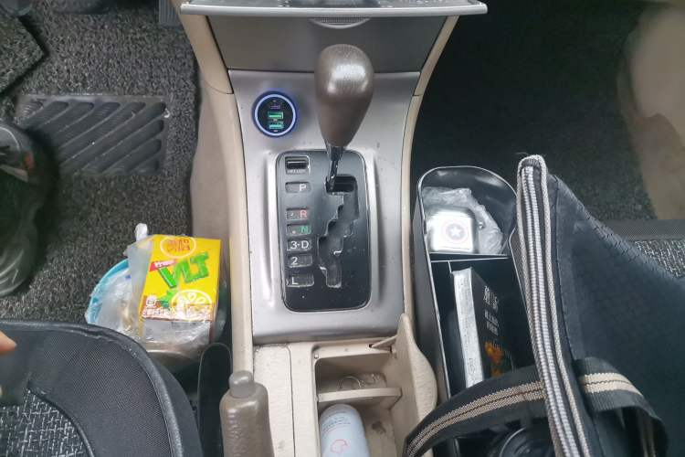 Used Toyota Corolla EX 2011 1.6L Automatic Classic Edition Gear Lever