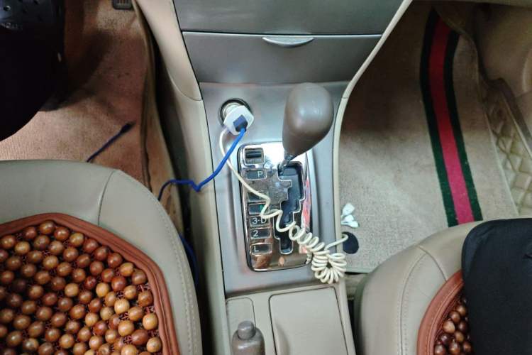 Used Toyota Corolla EX 2011 1.6L Automatic Luxury Edition Gear Lever
