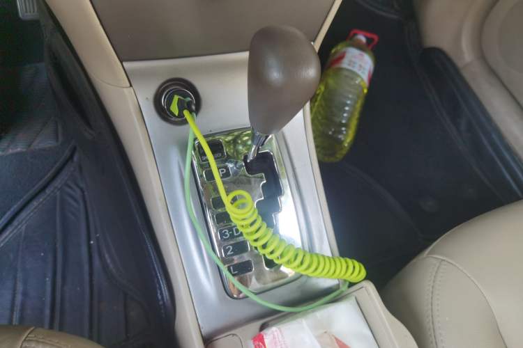 Used Toyota Corolla EX 2011 1.6L Automatic Luxury Edition Gear Lever