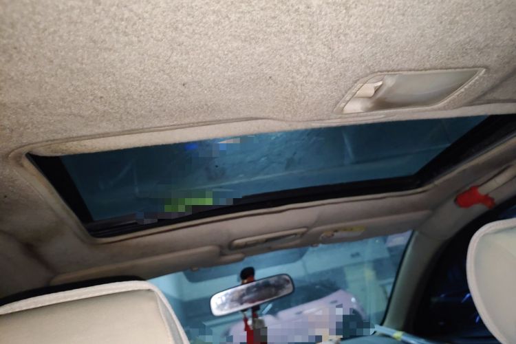 Used Toyota Corolla EX 2011 1.6L Manual Luxury Edition Headliner