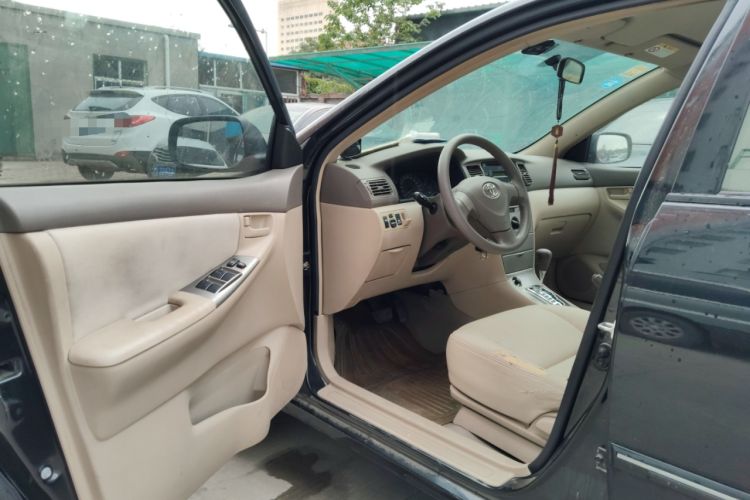 Used Toyota Corolla EX 2011 1.6L Automatic Classic Edition Interior 3