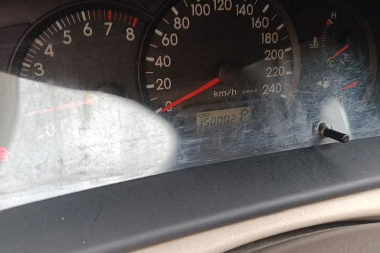 Used Toyota Corolla EX 2011 1.6L Automatic Luxury Edition Odometer Close Up