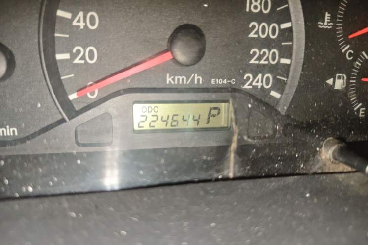 Used Toyota Corolla EX 2011 1.6L Automatic Classic Edition Odometer Close Up