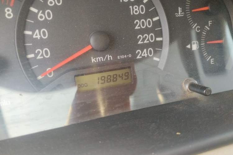 Used Toyota Corolla EX 2011 1.6L Manual Classic Edition Odometer Close Up