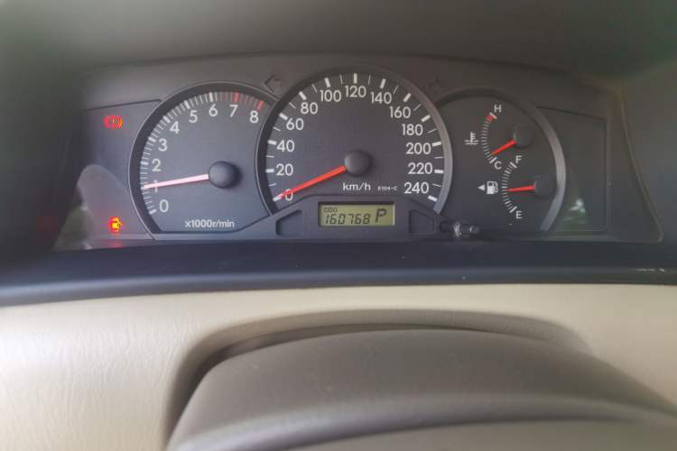 Used Toyota Corolla EX 2011 1.6L Automatic Luxury Edition Odometer Close Up