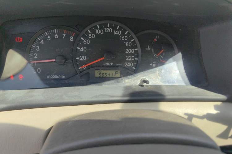 Used Toyota Corolla EX 2011 1.6L Automatic Luxury Edition Odometer Close Up