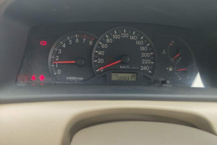 Used Toyota Corolla EX 2011 1.6L Automatic Luxury Edition Odometer Close Up