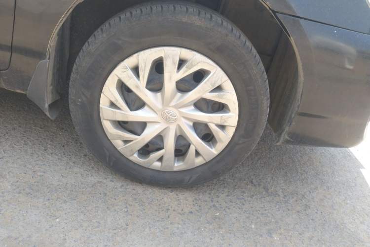 Used Toyota Corolla EX 2011 1.6L Manual Classic Edition Right Front Wheel Hub