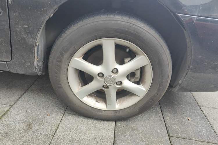 Used Toyota Corolla EX 2011 1.6L Manual Classic Edition Right Front Wheel Hub
