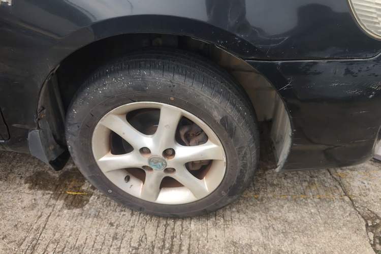 Used Toyota Corolla EX 2011 1.6L Manual Special Offer Version Right Front Wheel Hub