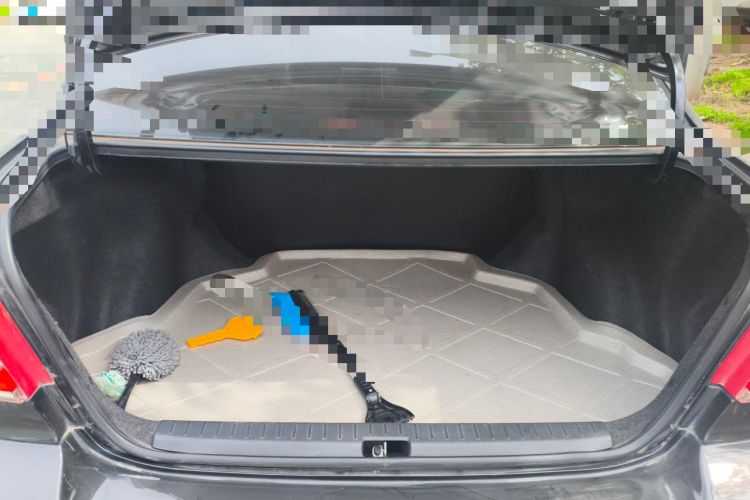 Used Toyota Corolla EX 2011 1.6L Automatic Classic Edition Trunk