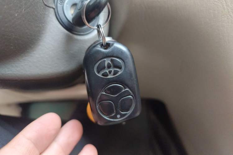 Used Toyota Corolla EX 2011 1.6L Automatic Classic Edition Vehicle Key
