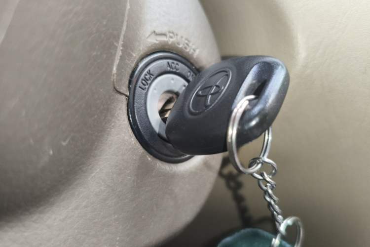 Used Toyota Corolla EX 2011 1.6L Automatic Classic Edition Vehicle Key