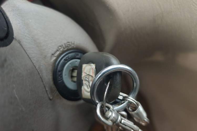 Used Toyota Corolla EX 2011 1.6L Manual Special Offer Version Vehicle Key