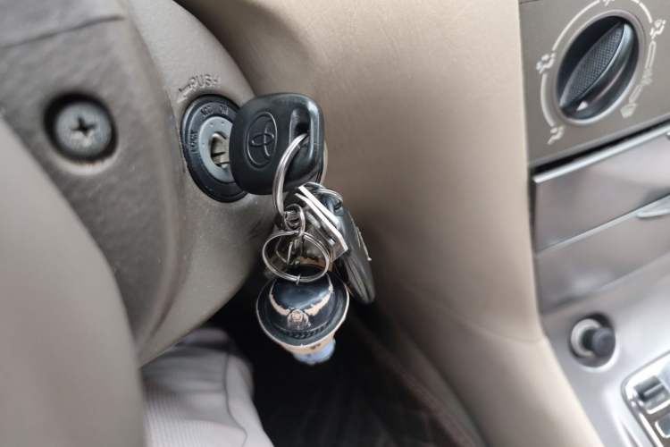 Used Toyota Corolla EX 2011 1.6L Automatic Luxury Edition Vehicle Key