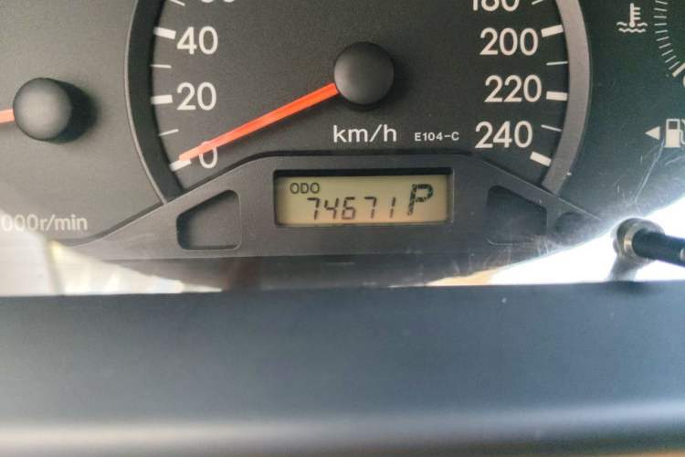 Used Toyota Corolla EX 2011 1.6L Automatic Luxury Edition Odometer Close Up