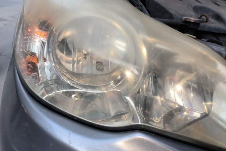 Used Toyota Corolla EX 2011 1.6L Automatic Classic Edition Right Front Headlight