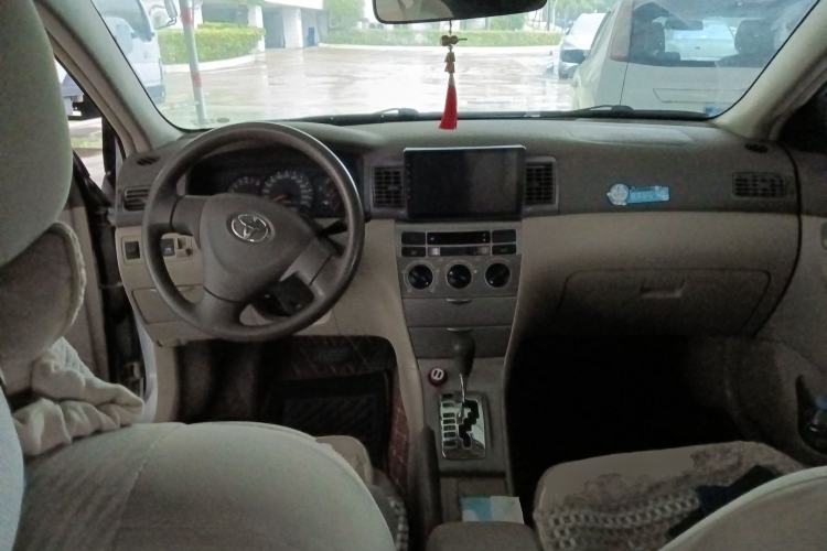 Used Toyota Corolla EX 2011 1.6L Automatic Classic Edition Center Console