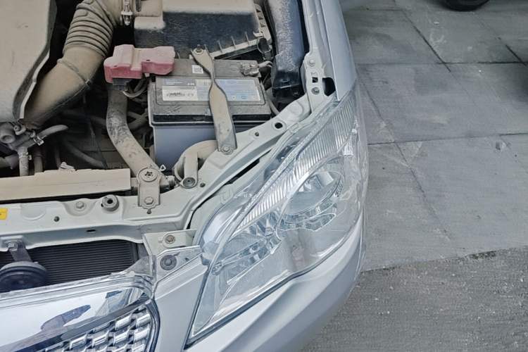 Used Toyota Corolla EX 2011 1.6L Automatic Classic Edition Engine Bay Left