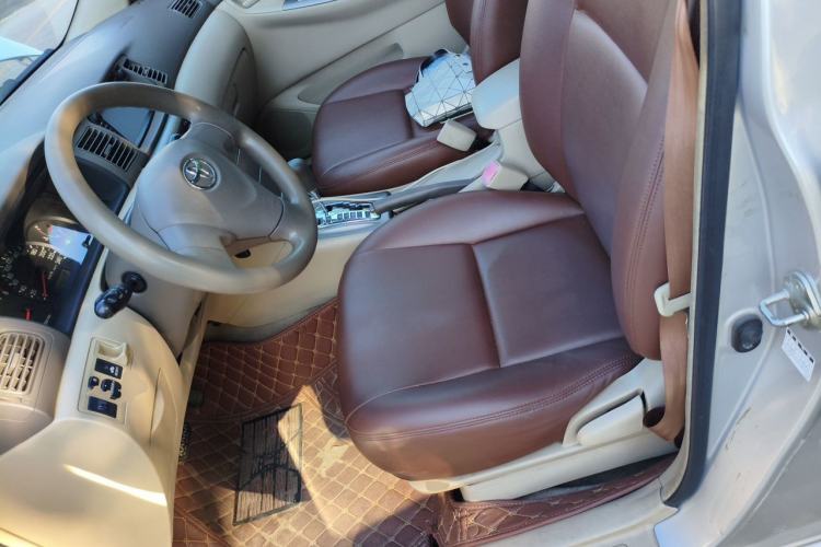 Used Toyota Corolla EX 2011 1.6L Automatic Classic Edition Left Front Seat