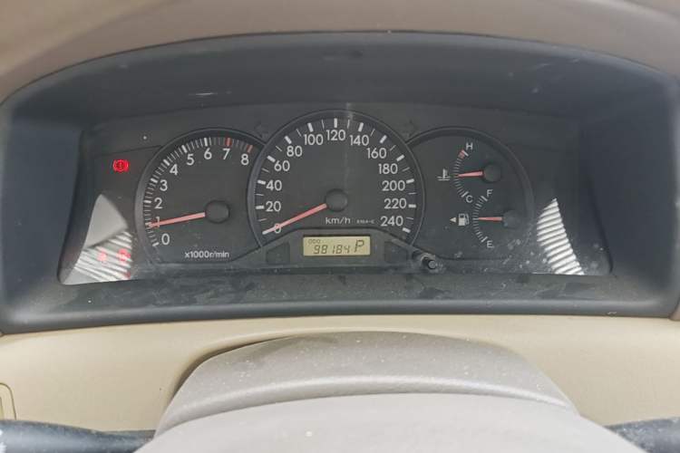 Used Toyota Corolla EX 2011 1.6L Automatic Classic Edition Odometer Close Up